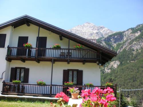 Cesana Torinese Italia Hotel Promo descuento booking.com