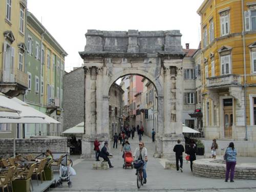 Stinjan Kroatien Hotel-Promo-Rabatt booking.com