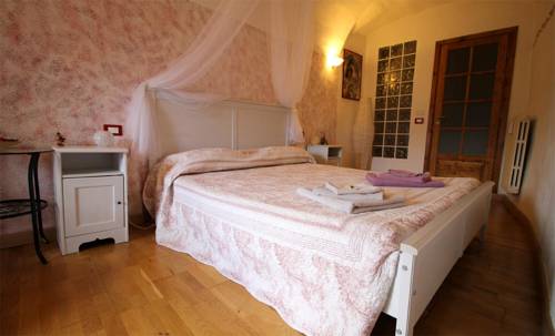 Montalto Ligure Italia Hotel Promo descuento booking.com