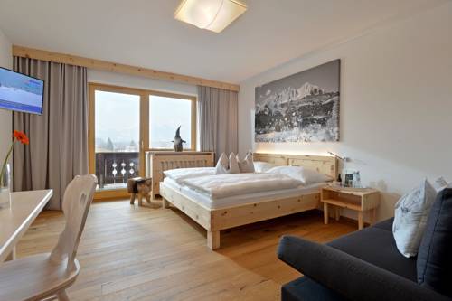 Kössen Austria Hotel Promo descuento booking.com