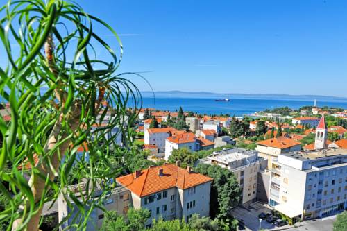 Teilt Kroatien Hotel-Promo-Rabatt booking.com