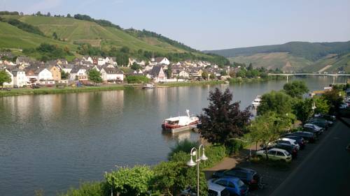 Zell (Mosel) Alemania Hotel Promo descuento booking.com