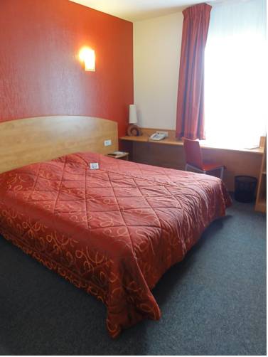 Bressuire Francia Hotel Promo descuento booking.com