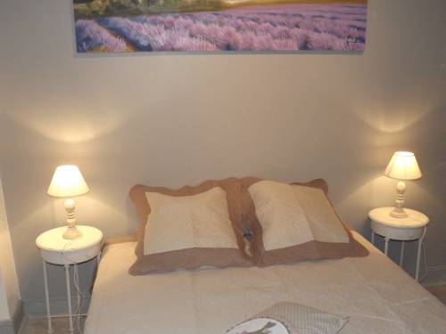 Cordes Sur Ciel France Hotel Booking.com
