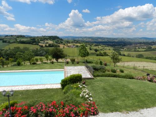 Collazzone Italia Hotel Promo descuento booking.com