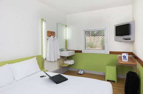 Newcastle Australia Hotel Booking.com