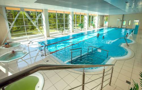 Rybinsk Rusia Hotel Promo descuento booking.com