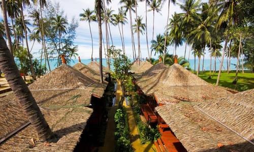 Lipa Noi Thailand Hotel Booking.com