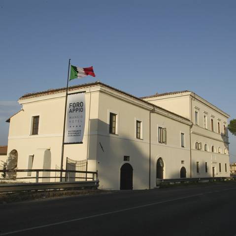 Latina Italia Hotel Promo descuento booking.com