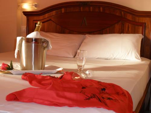 Loutráki Griechenland Hotel-Promo-Rabatt booking.com