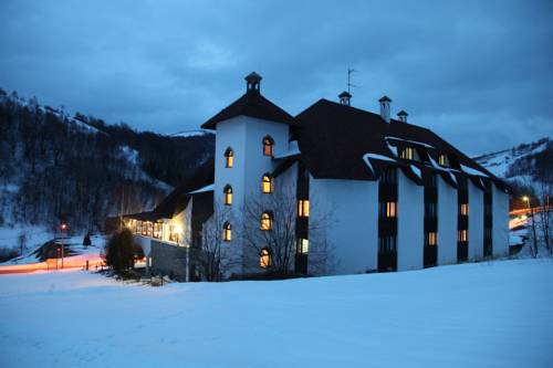 Brzeće Serbia Hotel Promo descuento booking.com