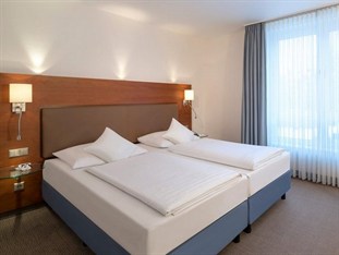 Agoda.com: Smarter Hotel Hotel Agoda.com - Germany