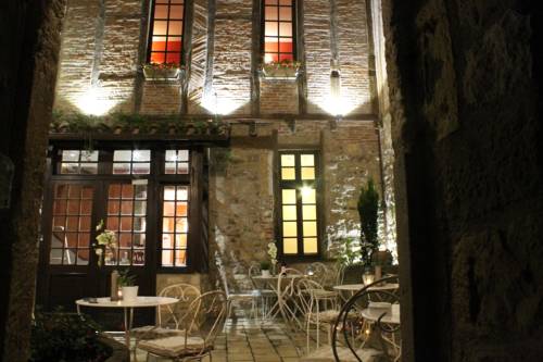 Cordes Sur Ciel France Hotel Booking.com