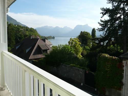 Talloires Francia Hotel Promo descuento booking.com